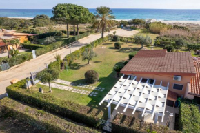 The sound of the sea -Amazing villa 30mt from the beach